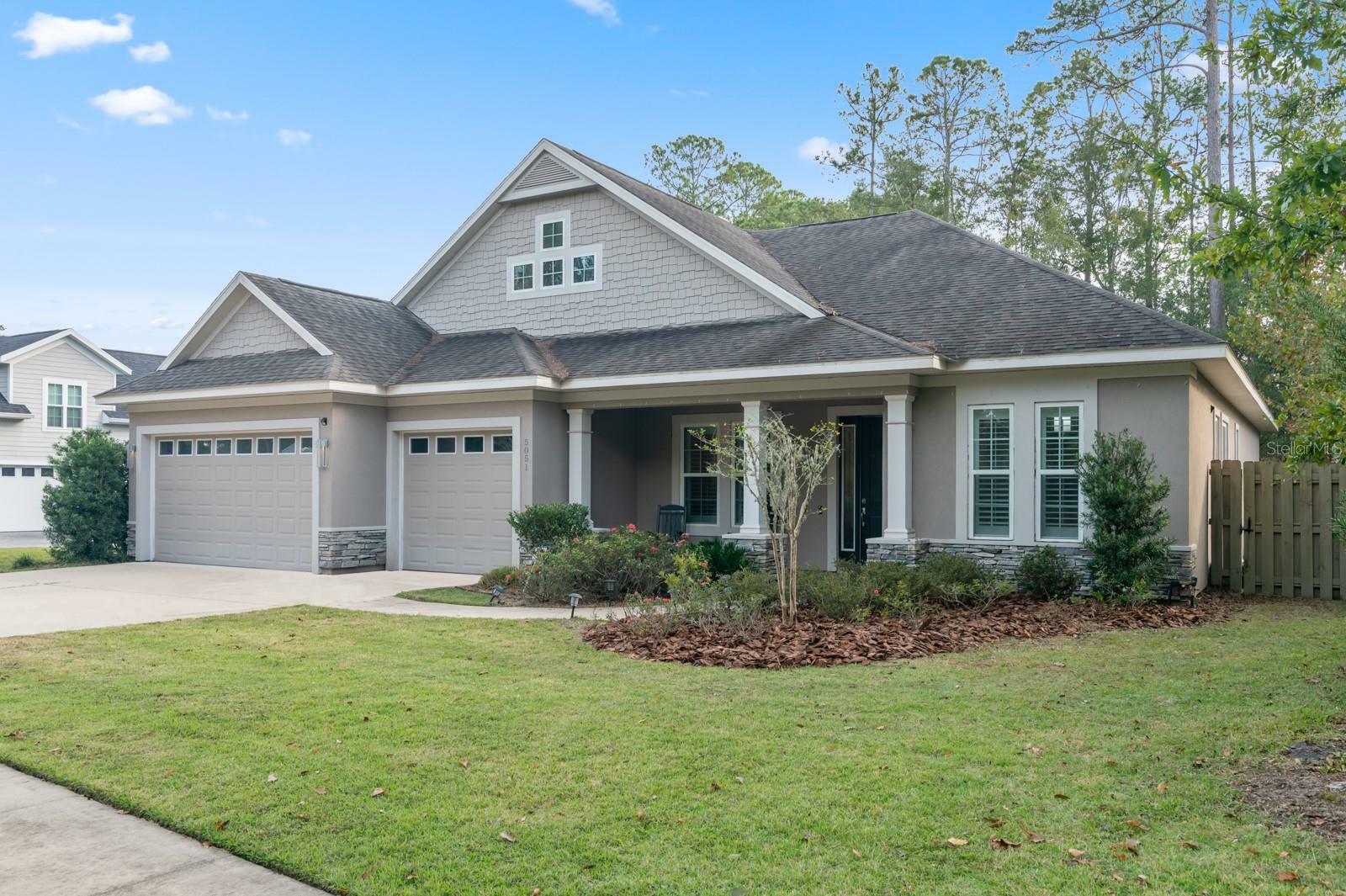 Property Photo: 5051 NW 36th Road FL 32606