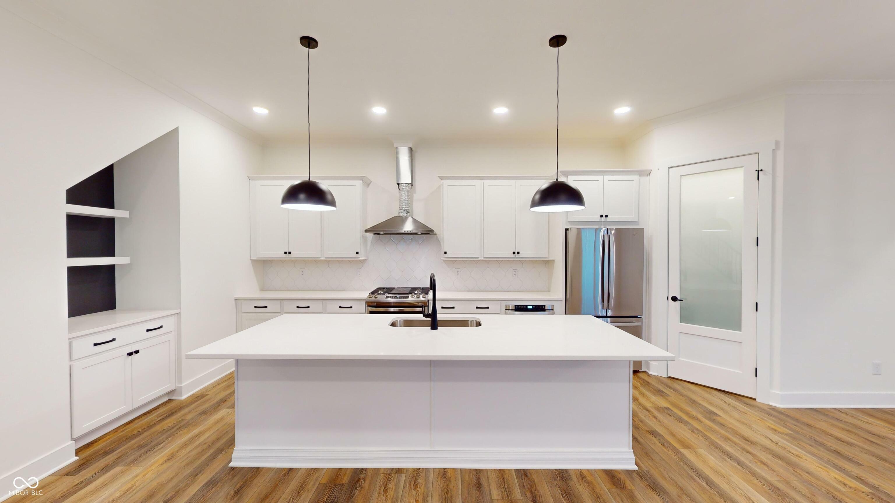 Property Photo: 9870 Bucklebury Lane IN 46280