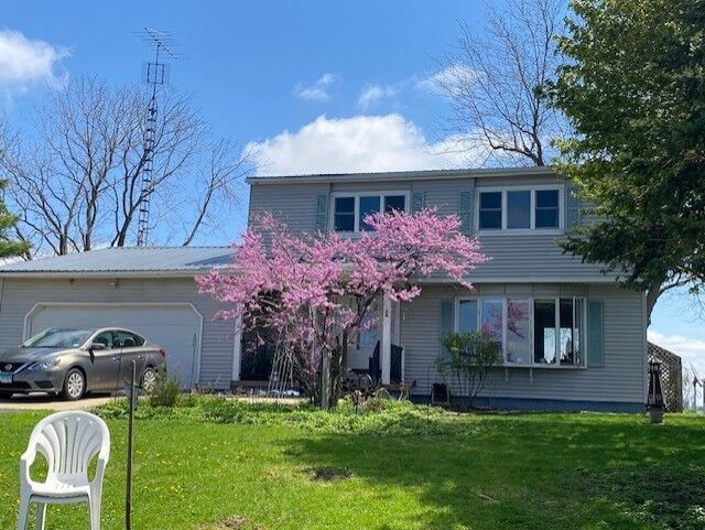 Property Photo: 1522 E 7th Road IL 61334