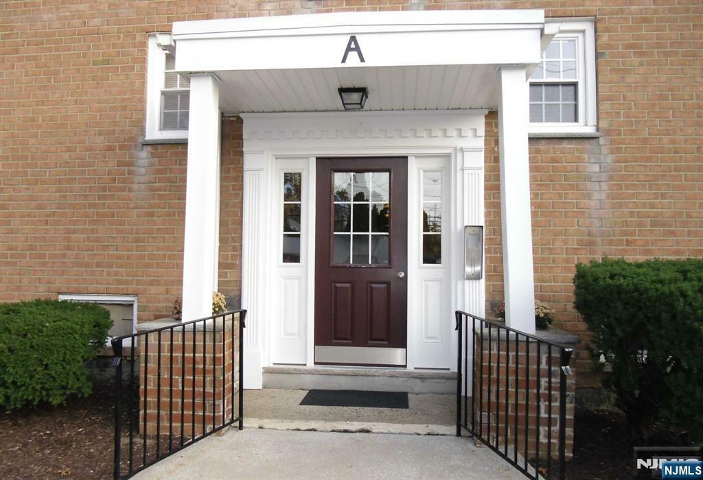 Property Photo:  565 Grove Street A8  NJ 07013 