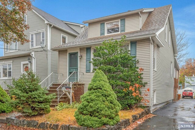 Property Photo:  312 Weart Avenue  NJ 07071 