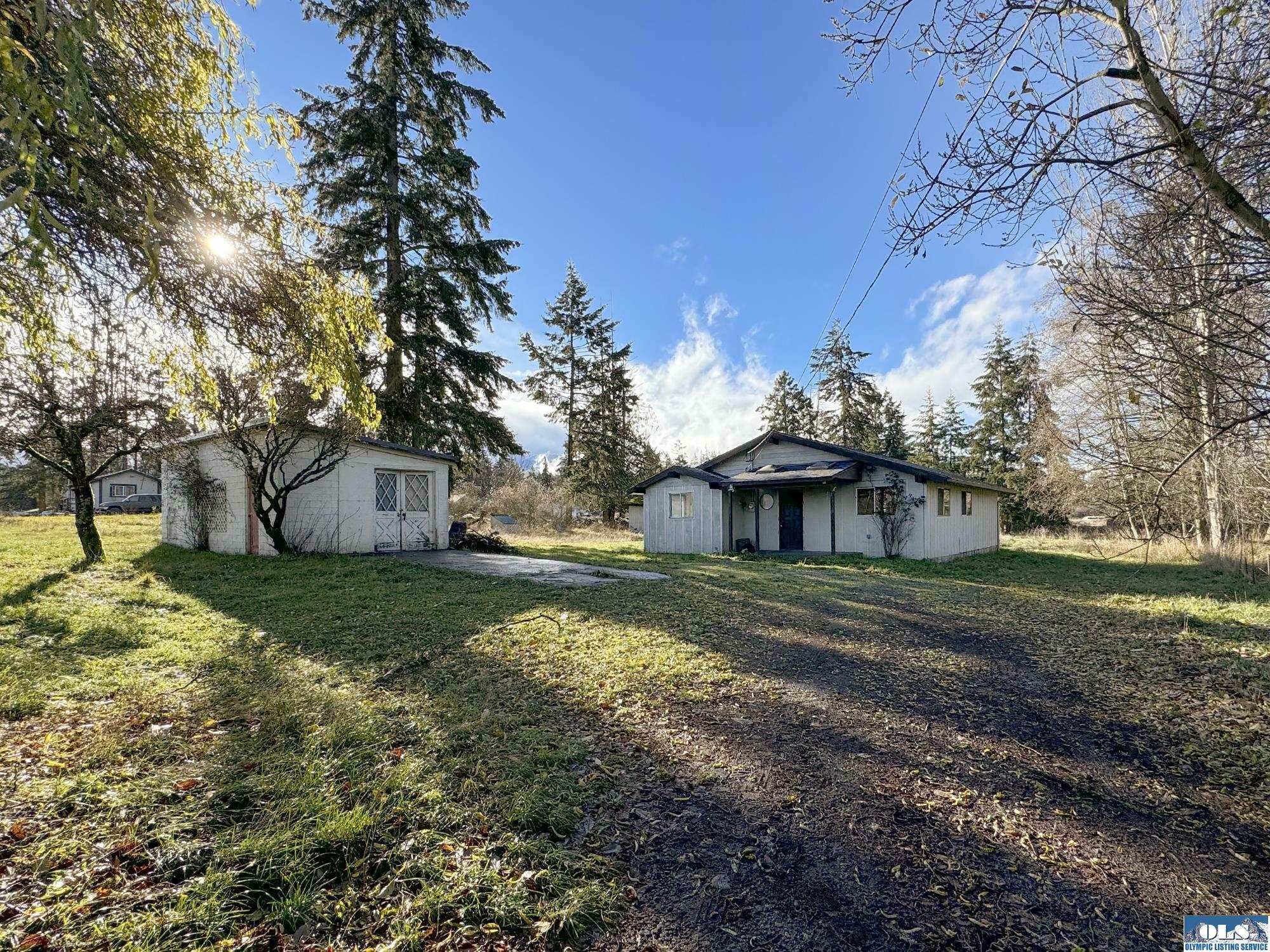 Property Photo:  1022 River Road  WA 98382 