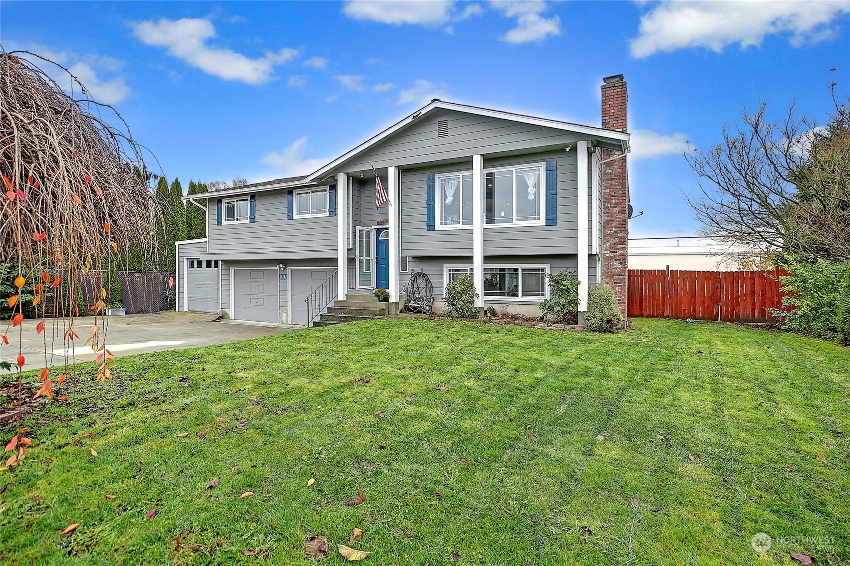 Property Photo:  14787 Valley View Drive  WA 98273 