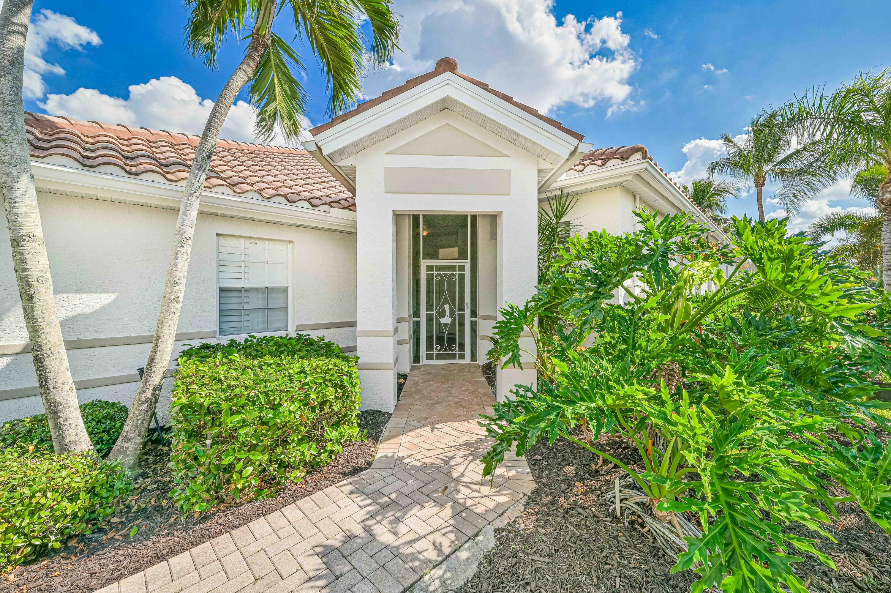 Property Photo:  8436 Brittania Drive  FL 33912 