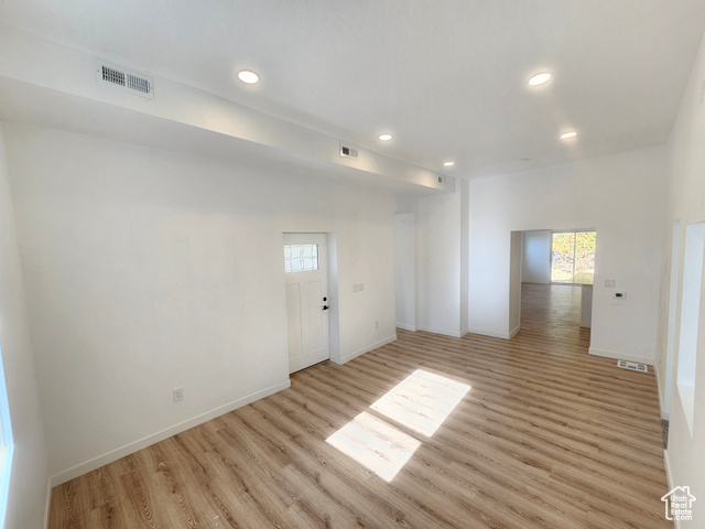 Property Photo:  447 E 100 S  UT 84062 