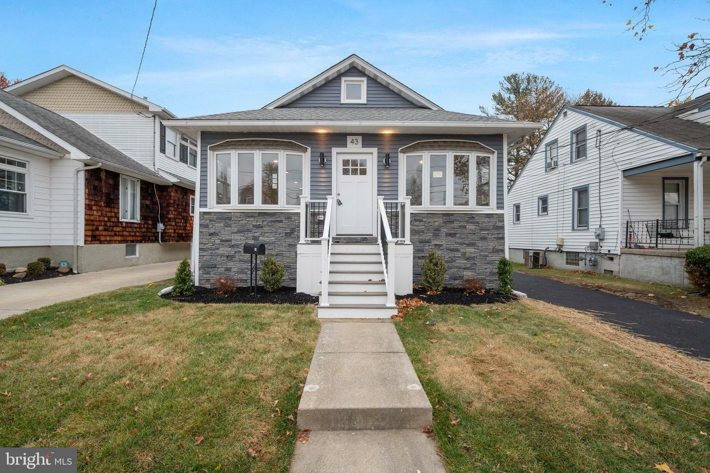 Property Photo:  43 Payson Avenue  NJ 08106 