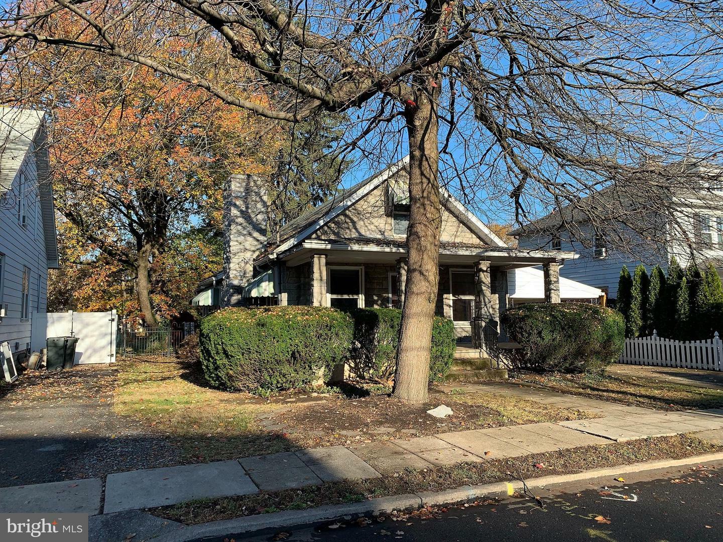 Property Photo:  273 Clark Street  PA 17043 