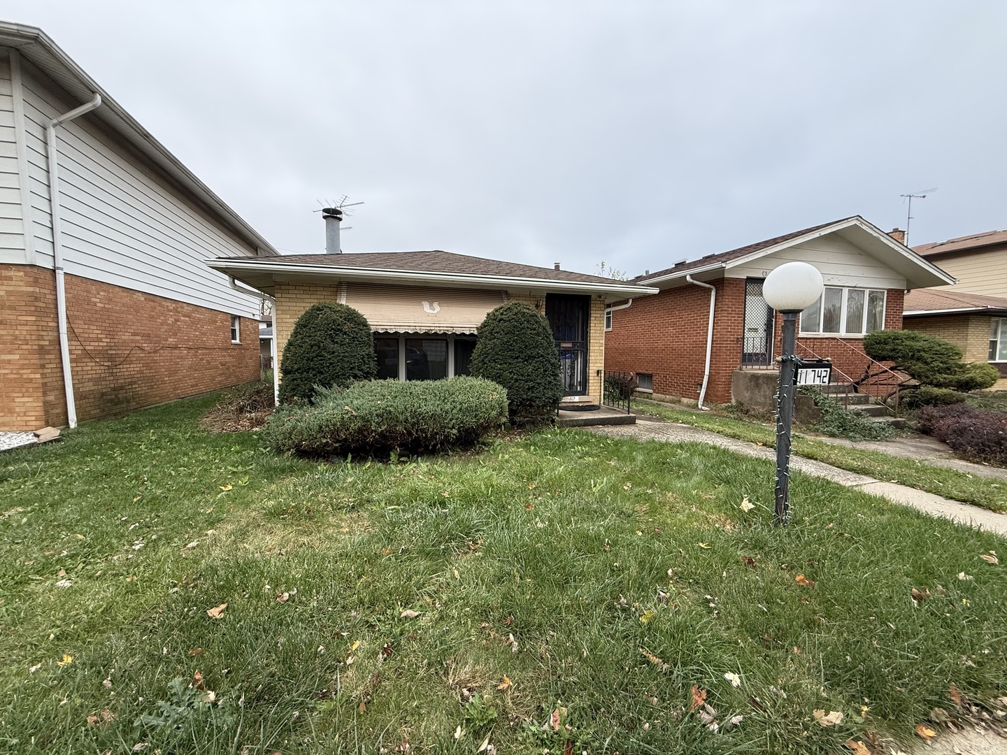 Property Photo:  11742 S Bishop Street  IL 60643 