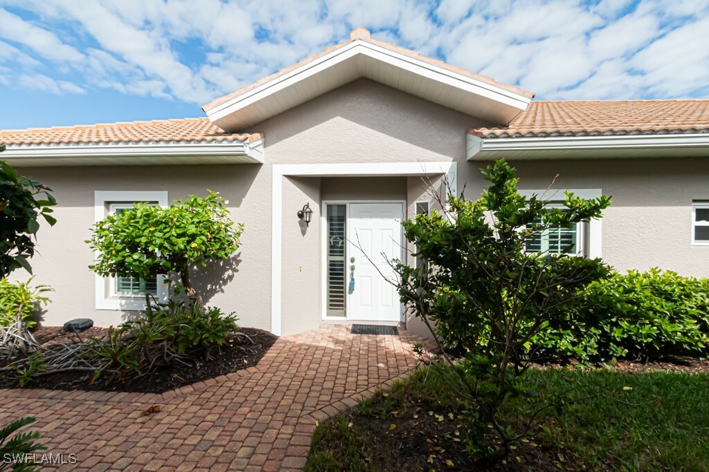 Property Photo:  23120 Coconut Shores Drive  FL 34134 