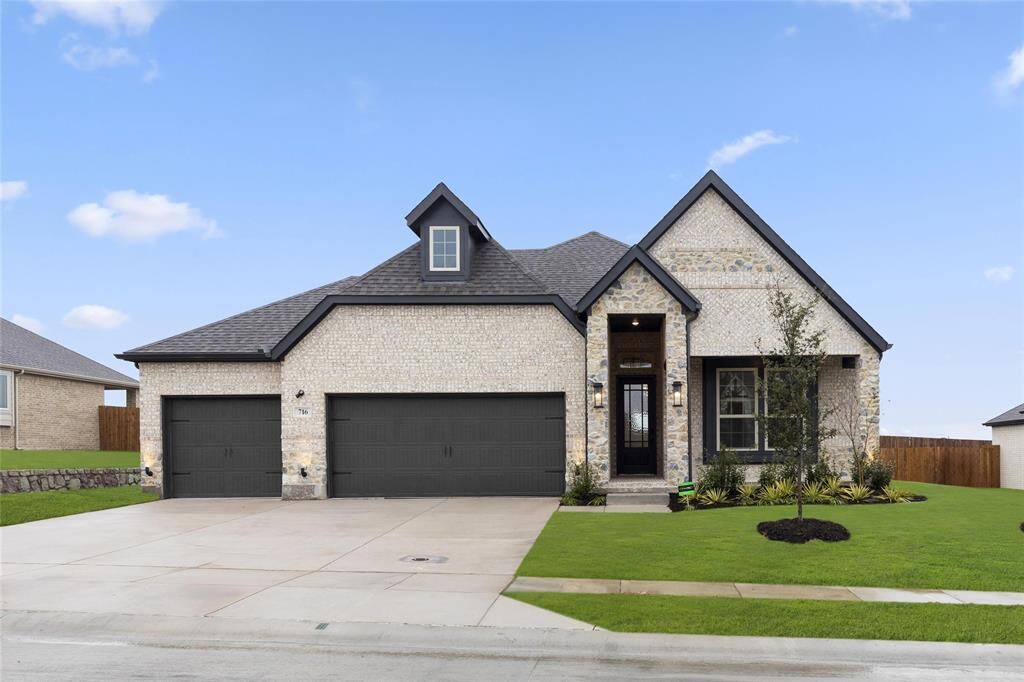 Property Photo:  716 Stearman Lane  TX 75087 