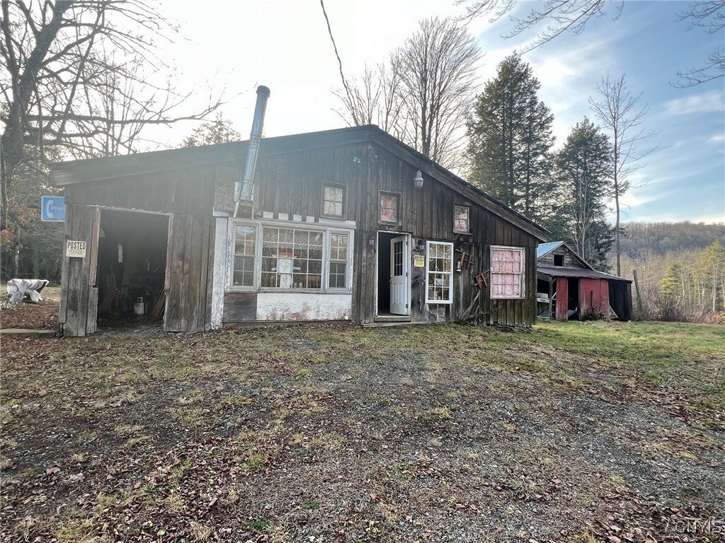 Property Photo: 4062 Stramba Road NY 13040
