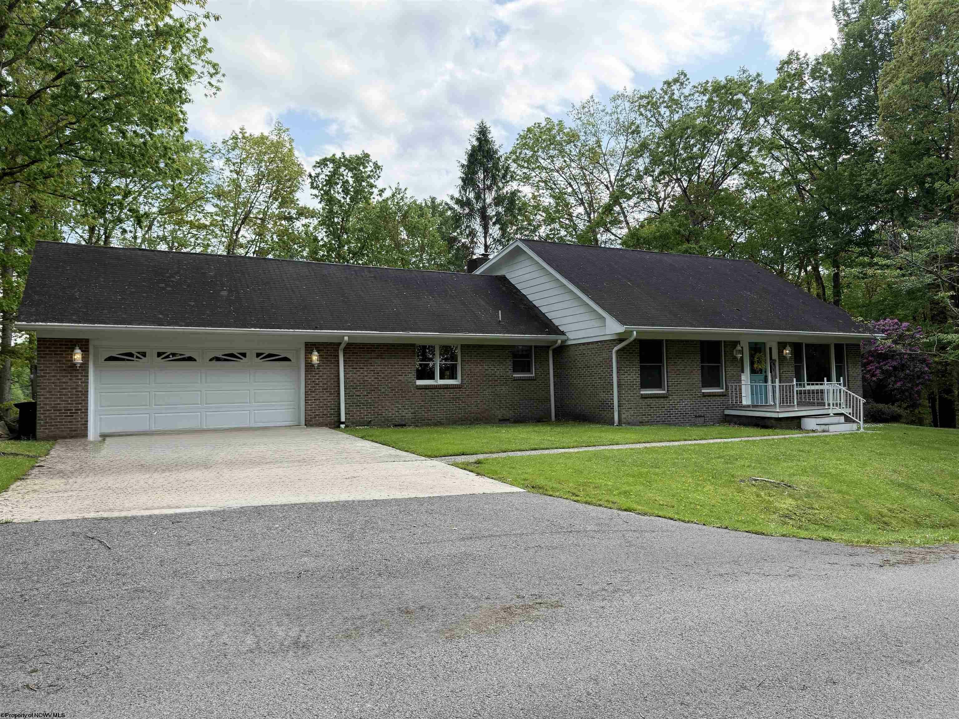 Property Photo: 356 Bearhunter Estates WV 26241