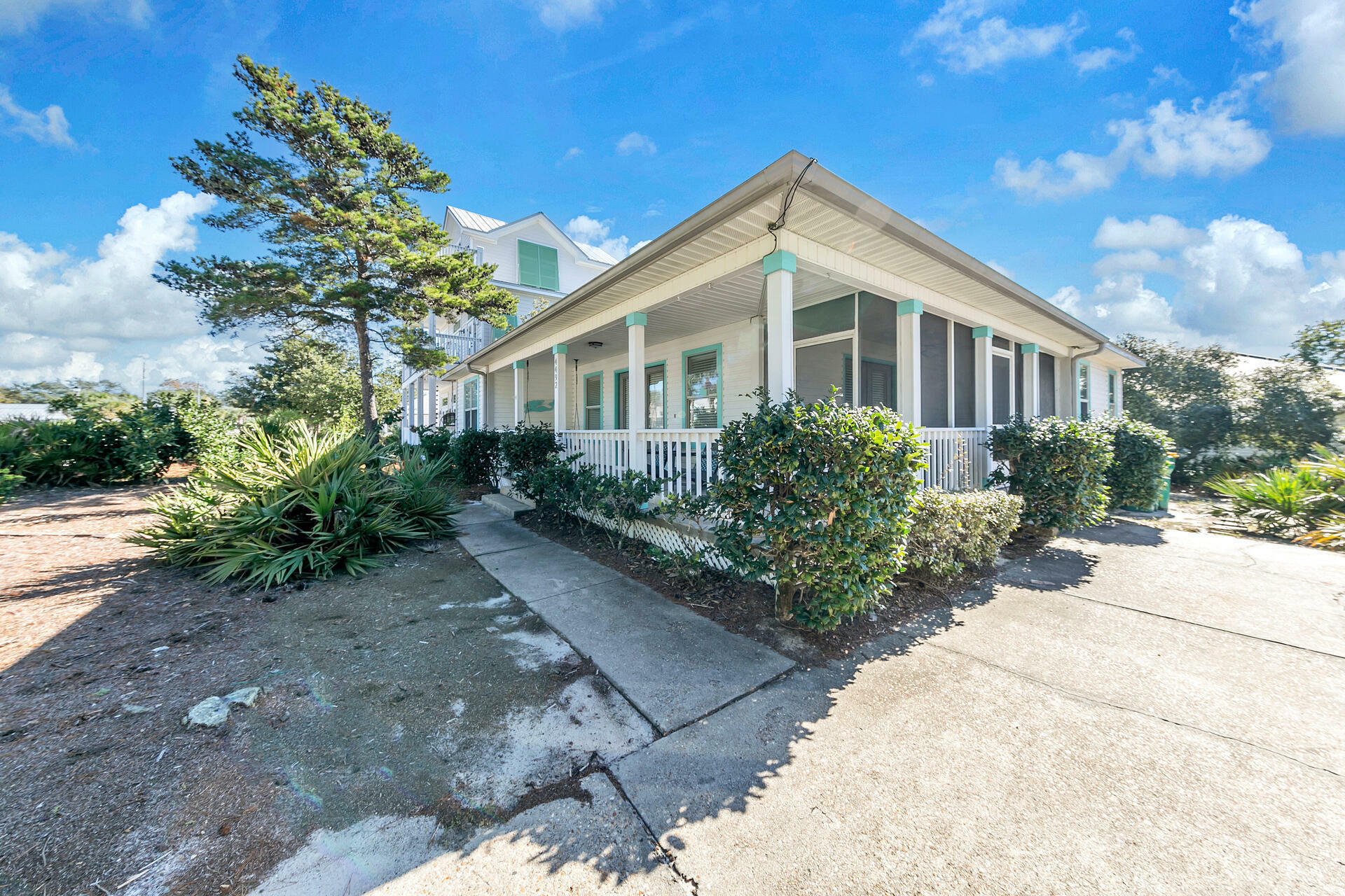 Property Photo:  4492 Luke Avenue  FL 32541 