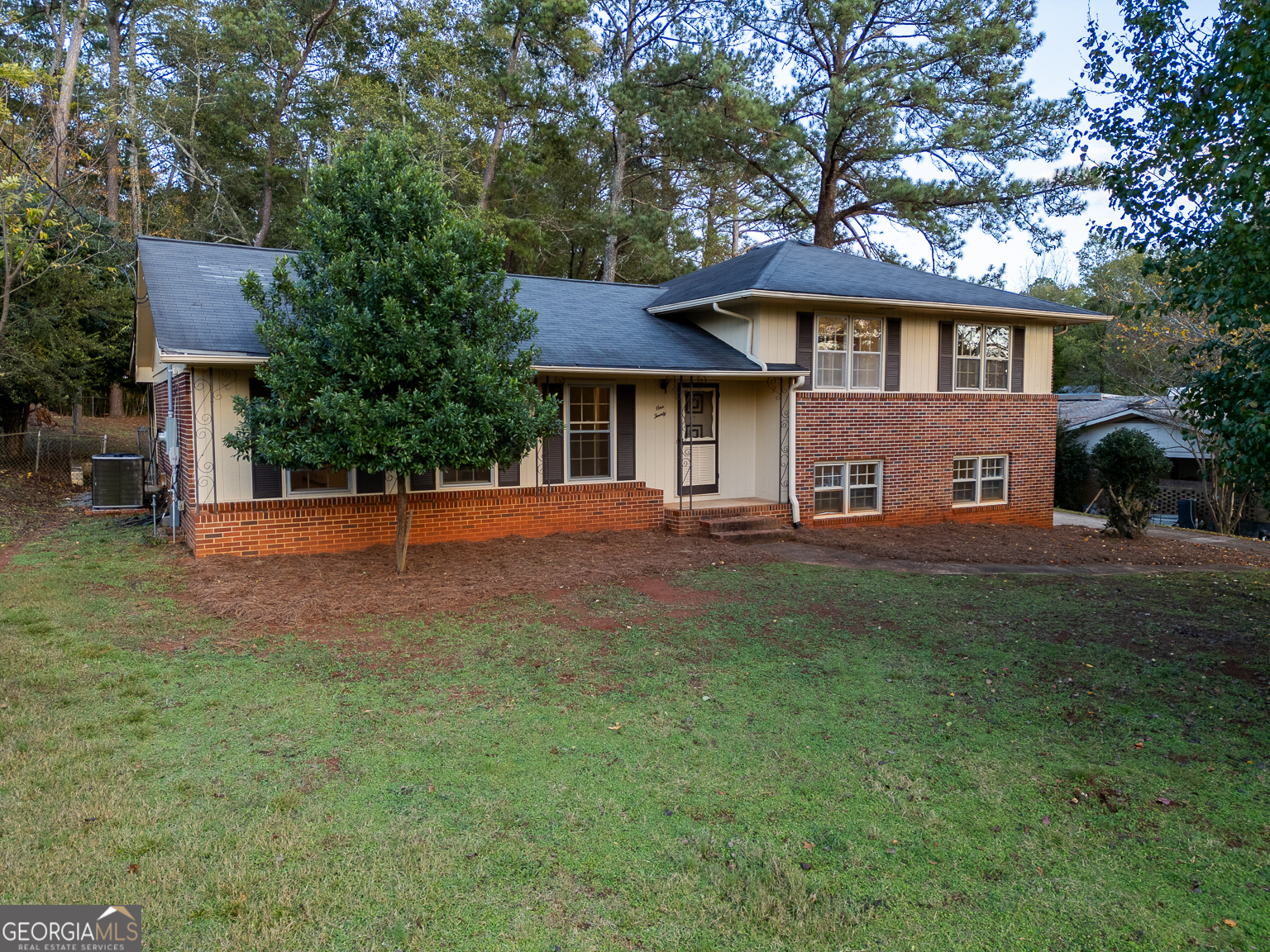 Property Photo:  120 Tara Way  GA 30606 