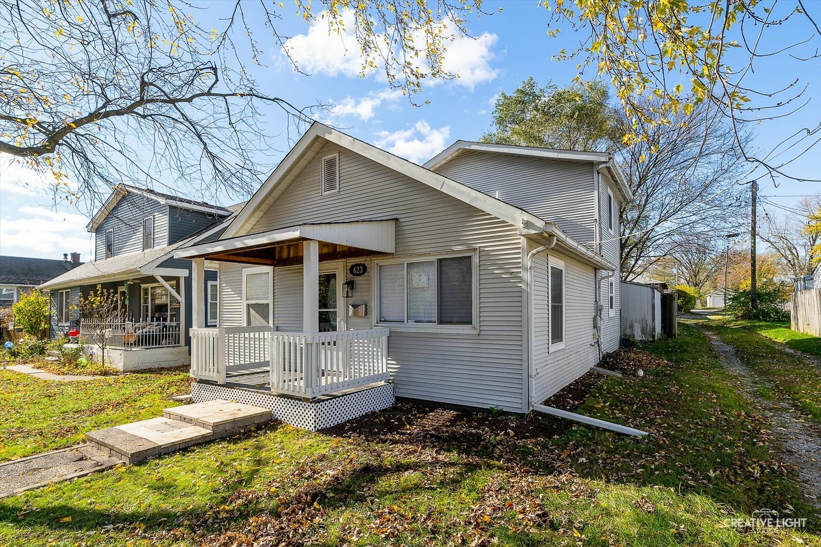 Property Photo:  623 Betula Avenue  IL 60436 