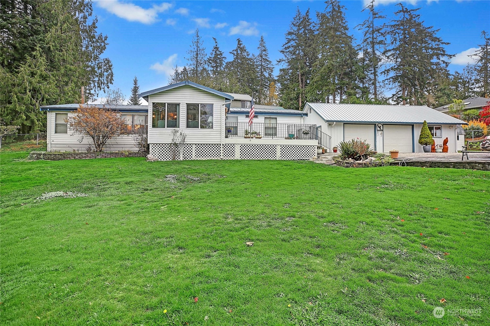 Property Photo:  764 Vista Drive  WA 98282 