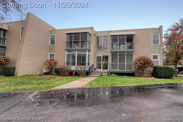 33025 Fargo Street 34  Livonia MI 48152 photo