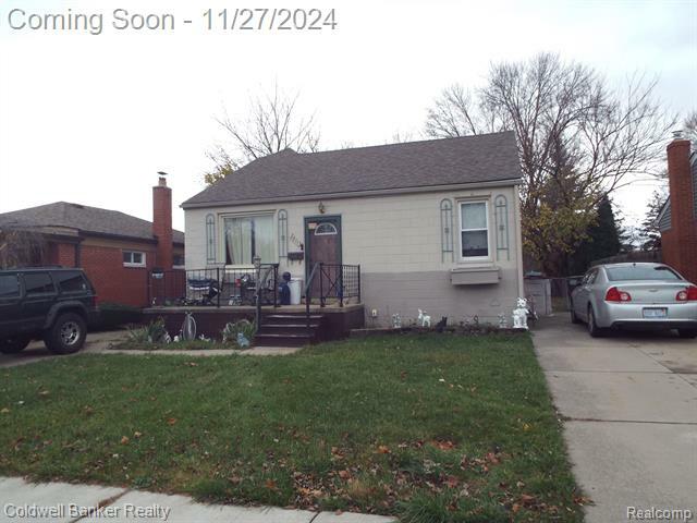 28113 Shock Street  St. Clair Shores MI 48081 photo