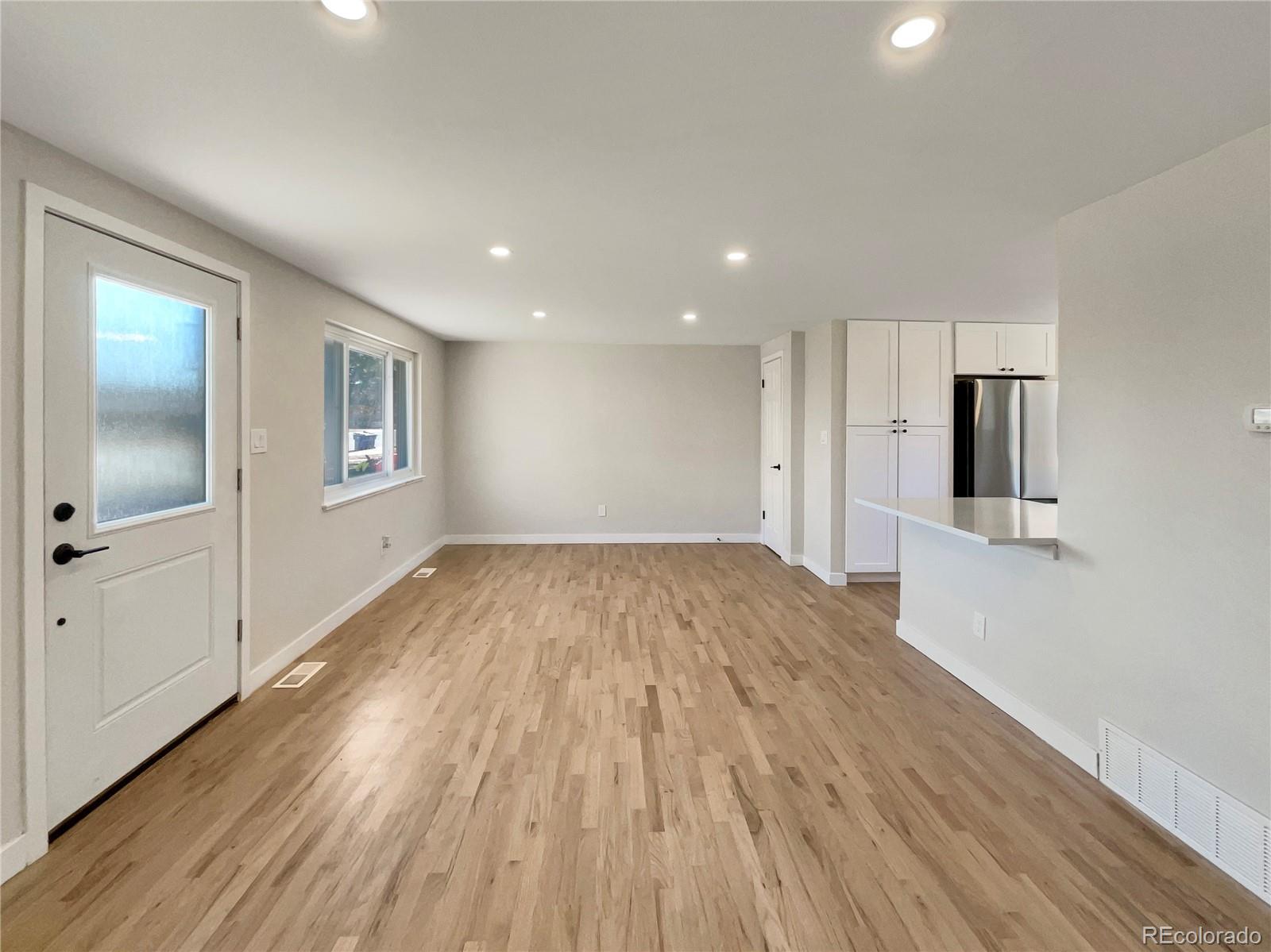 Property Photo:  1059 S Saulsbury Street  CO 80226 