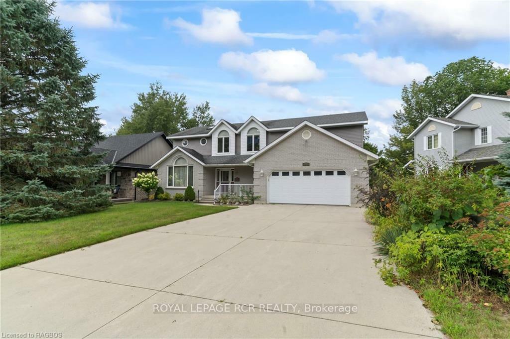Property Photo: 222 2nd Ave ON N4N 3S2