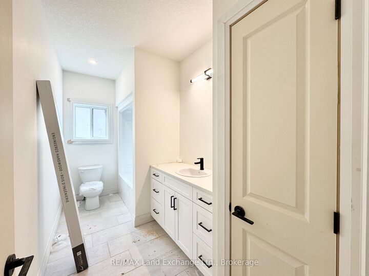 Property Photo:  151 Westlinks Drive  ON N0H 2C3 