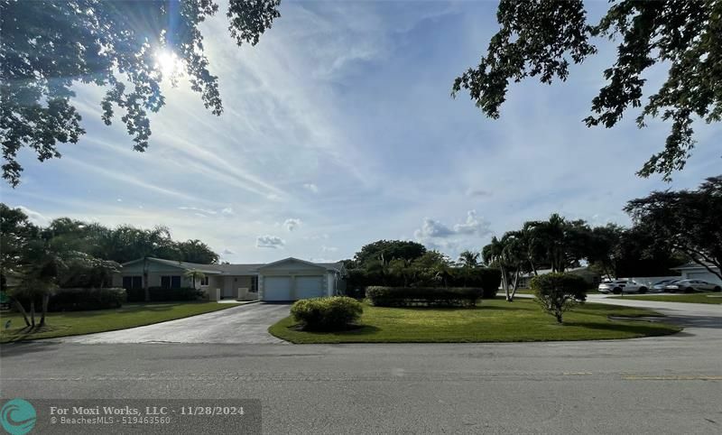 18250 SW 88th Pl  Palmetto Bay FL 33157 photo