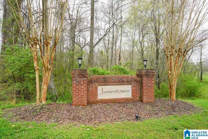 7505 Colonial Trace Circle 21  Bessemer AL 35022 photo