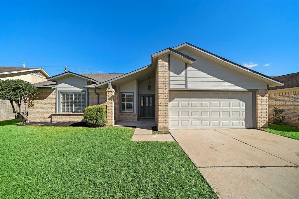 Property Photo:  12506 Jaguar Drive  TX 77477 