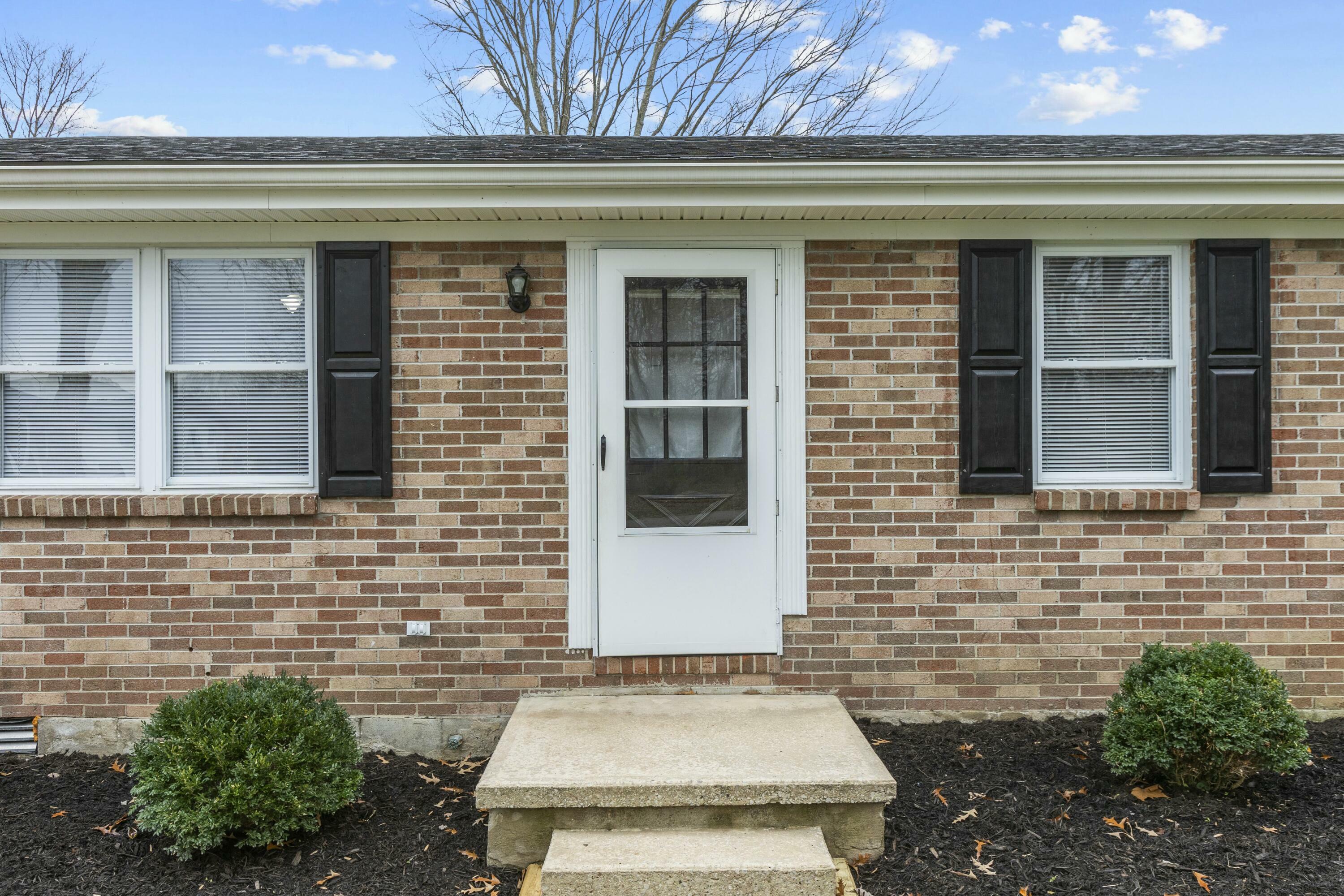 Property Photo:  85 Airwood Drive  KY 40380 