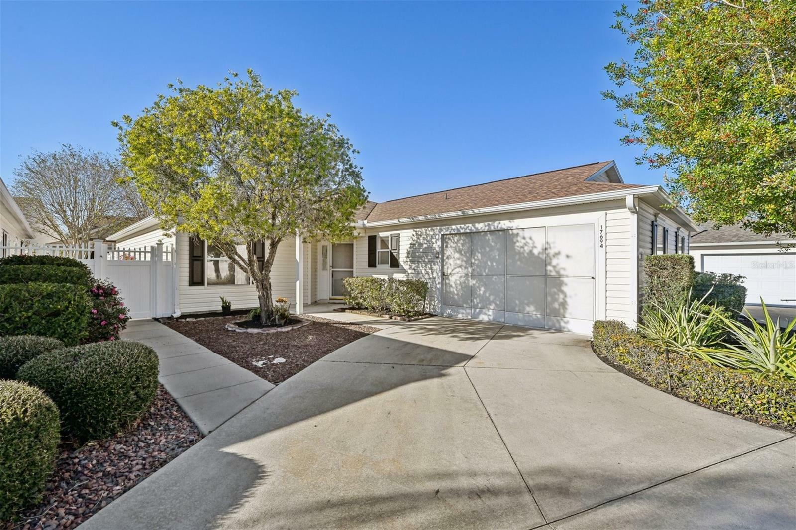 Property Photo:  17694 SE 84th Peyton Court  FL 32162 