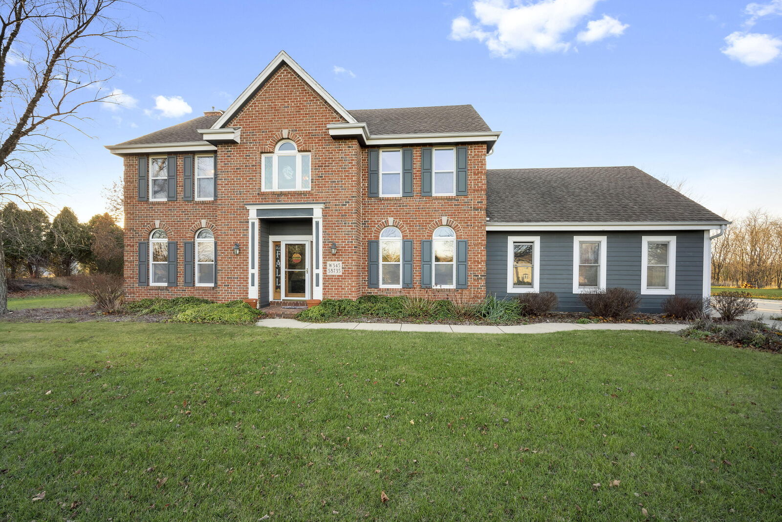 Property Photo:  W345s8735 Whitetail Dr  WI 53119 