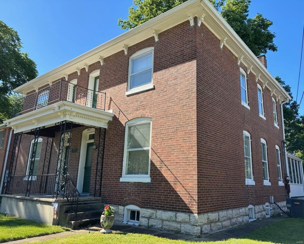 Property Photo: 805 Clark Street MO 63301