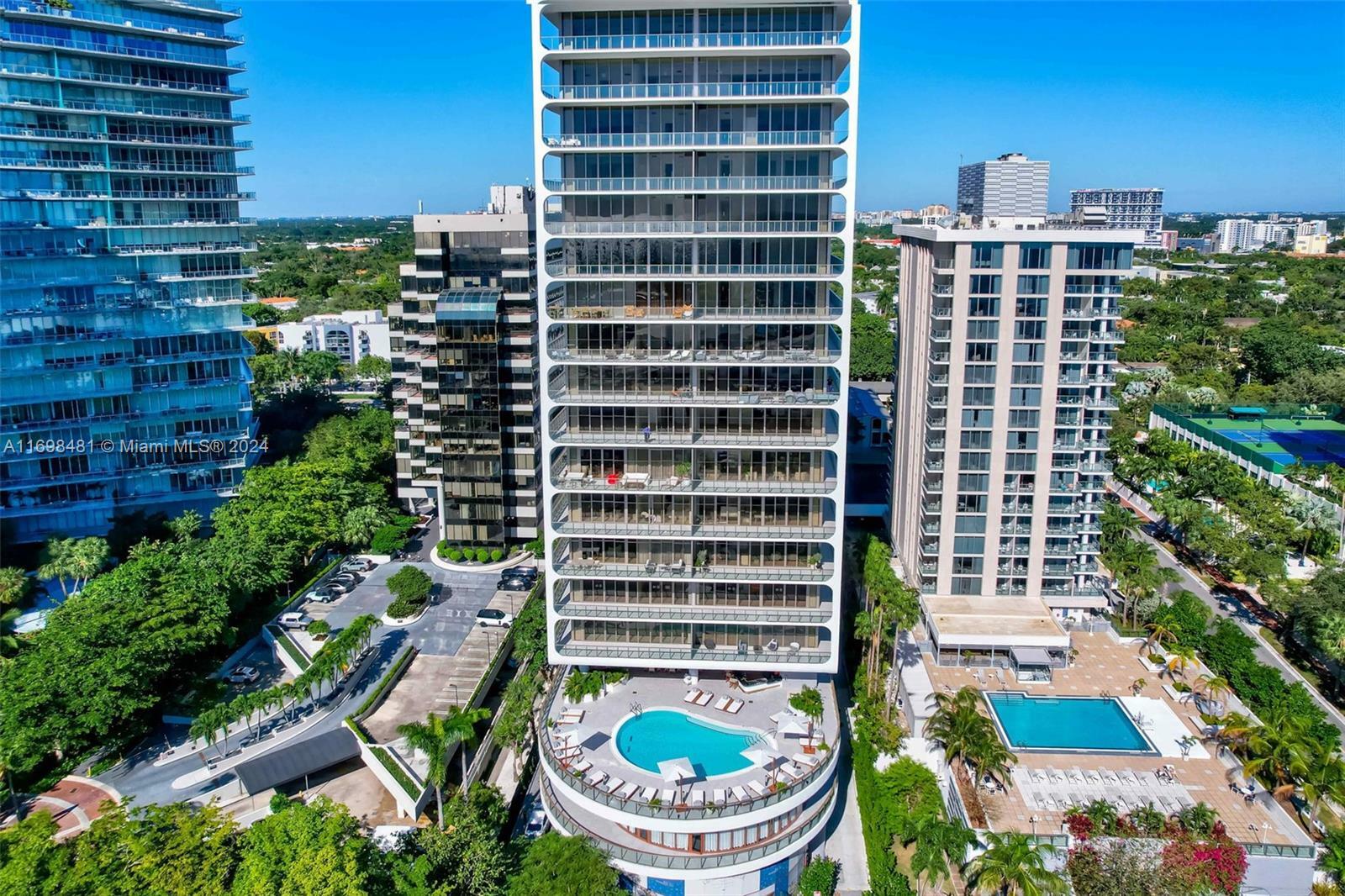 Property Photo:  2655 S Bayshore Dr 1407  FL 33133 