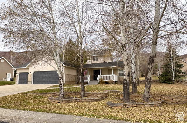 Property Photo: 381 N Alpenhof Ln UT 84049