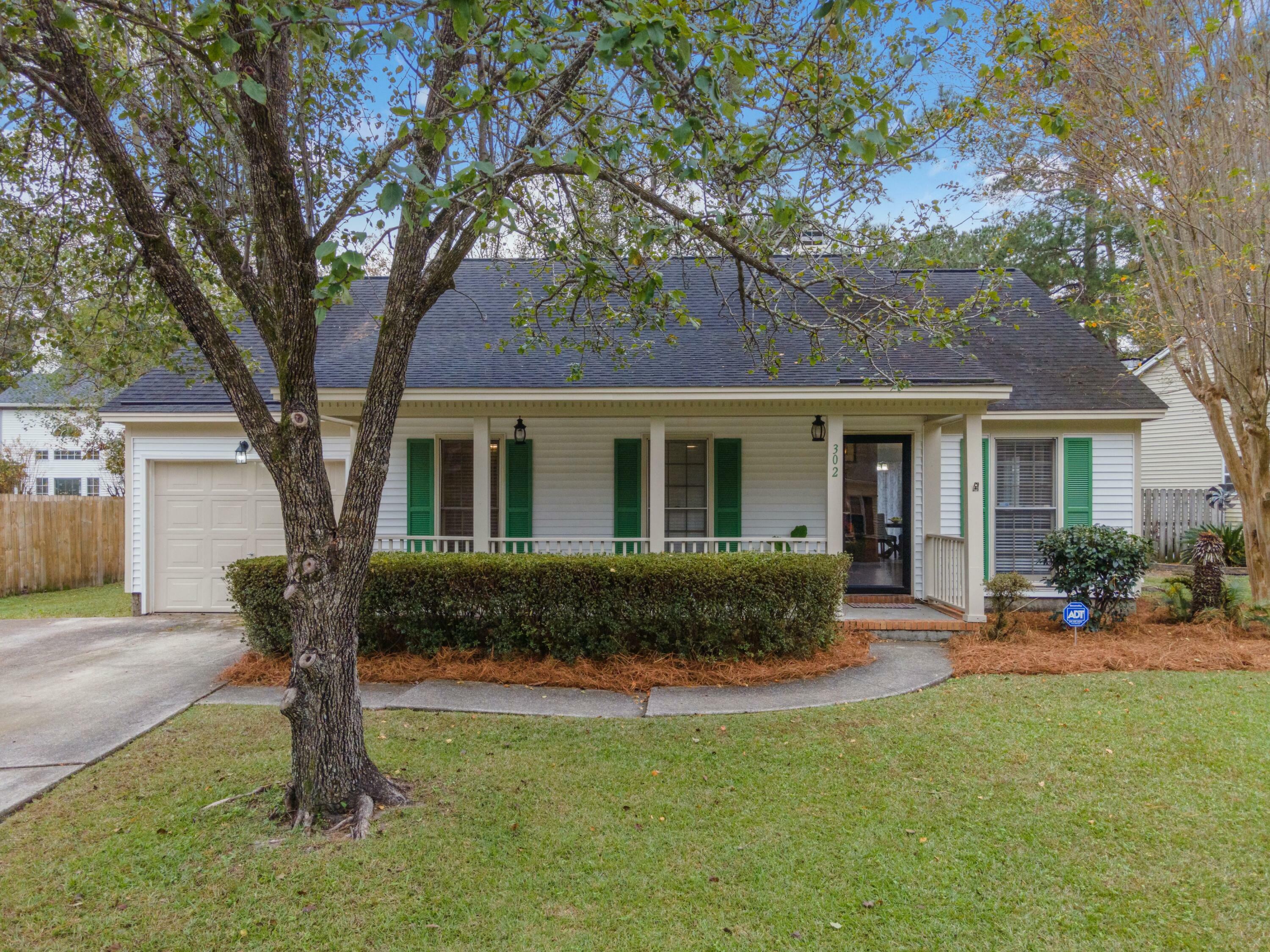 Property Photo:  302 Salterton Street  SC 29485 