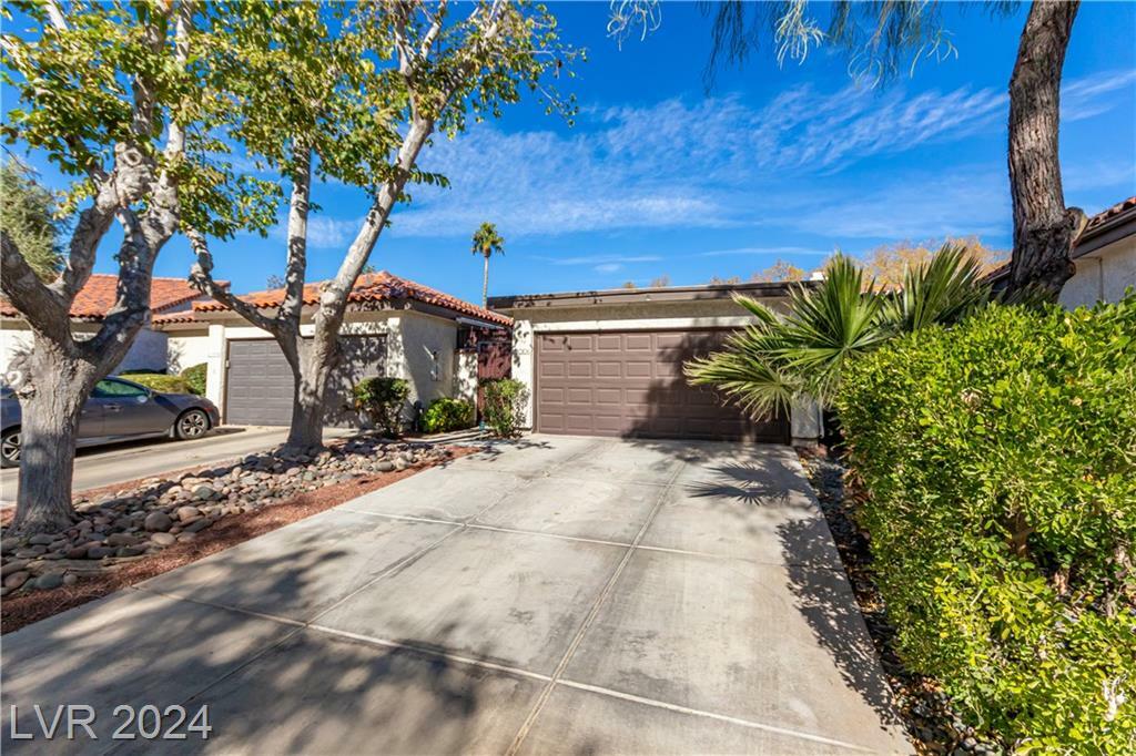 Property Photo:  2528 Laconia Avenue  NV 89121 