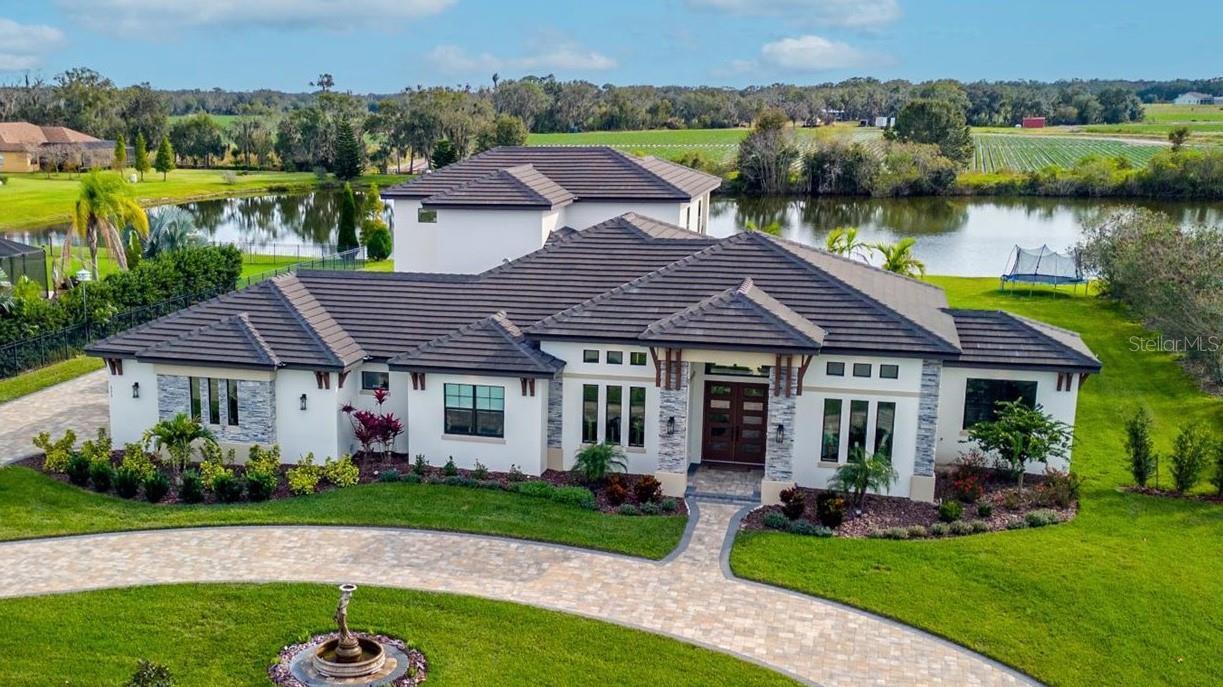 Property Photo:  323 Hawk Talon Drive  FL 33547 