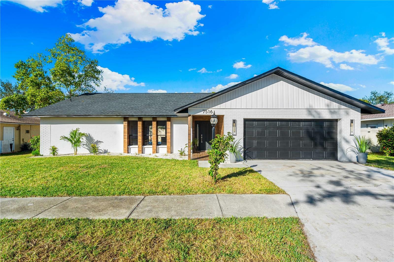 Property Photo:  7516 4th Avenue Drive NW  FL 34209 