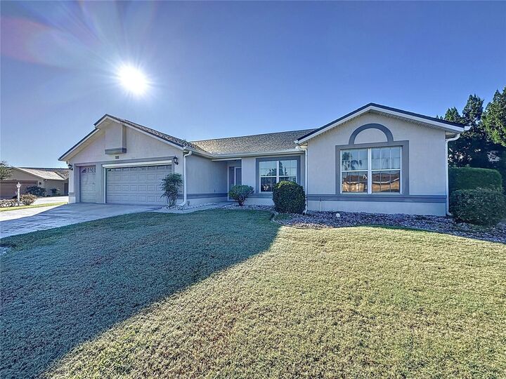 Property Photo:  4634 Summerbridge Circle  FL 34748 