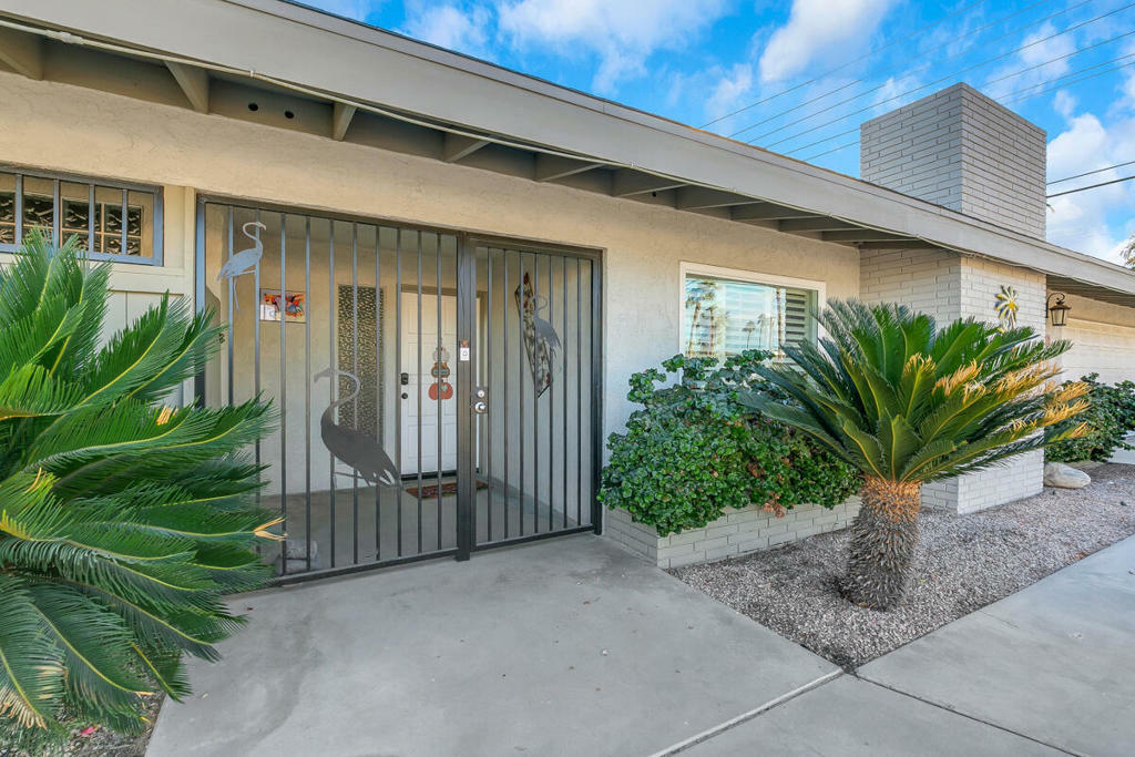 Property Photo:  74521 Peppertree Drive  CA 92260 