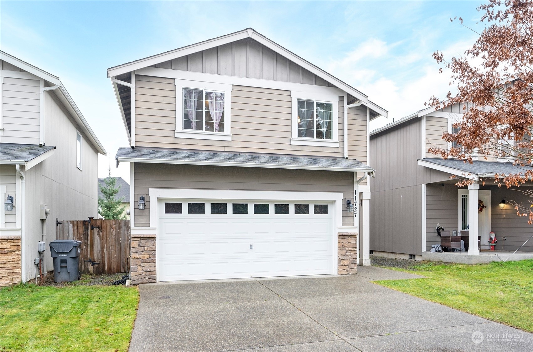 Property Photo:  11727 9th Avenue Ct E  WA 98445 