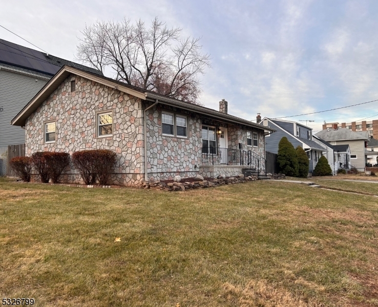 Property Photo:  14 Haynes St  NJ 08876 