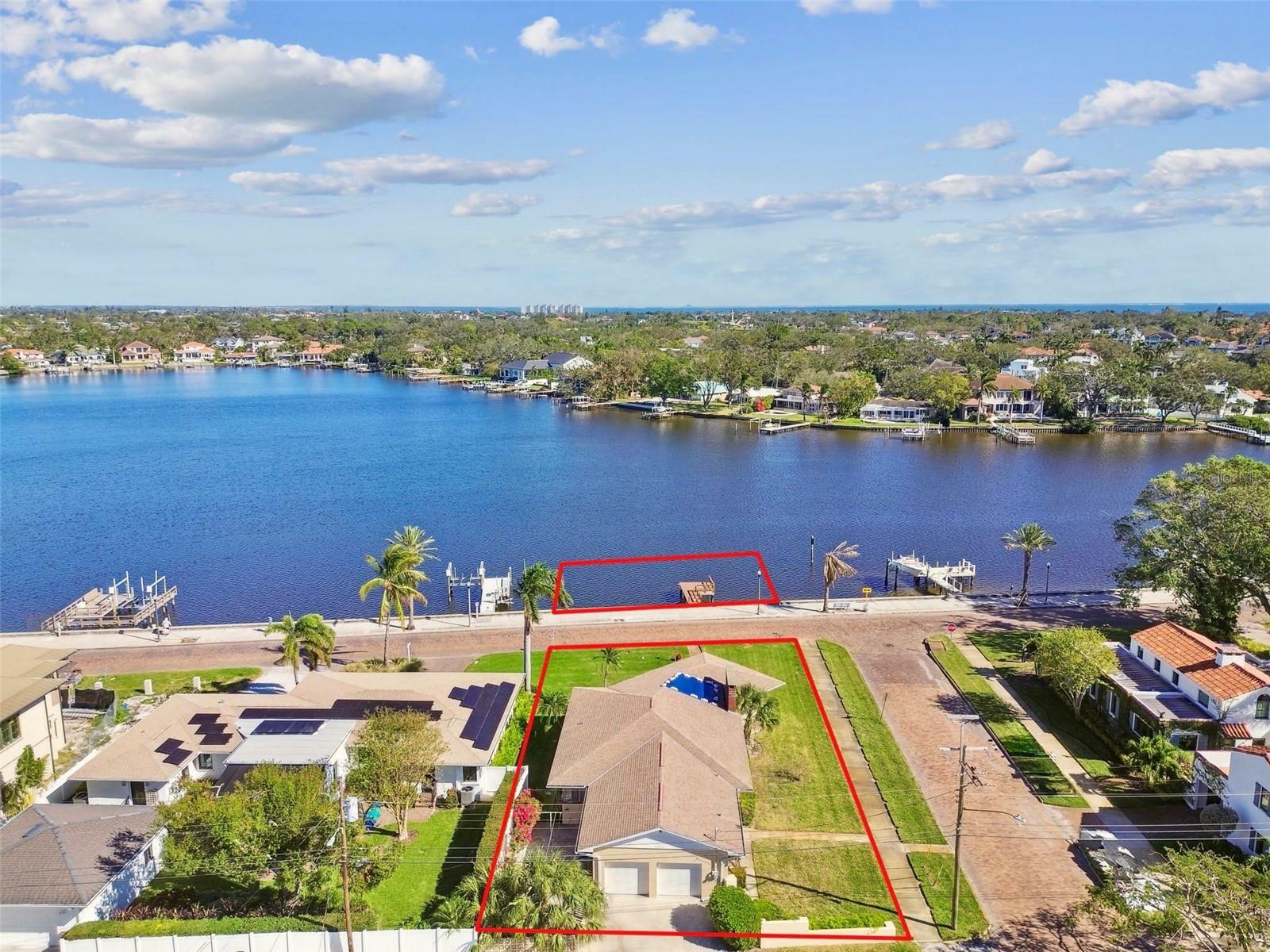 Property Photo:  2800 Coffee Pot Boulevard NE  FL 33704 