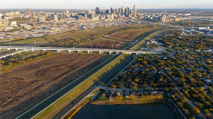 Property Photo: Tbd N Winnetka Avenue TX 75212