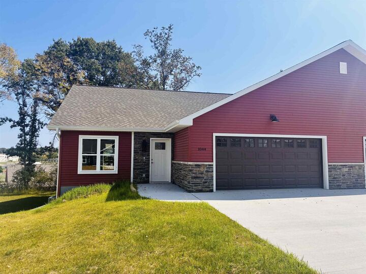 1044 Armida Court  Reedsburg WI 53959 photo