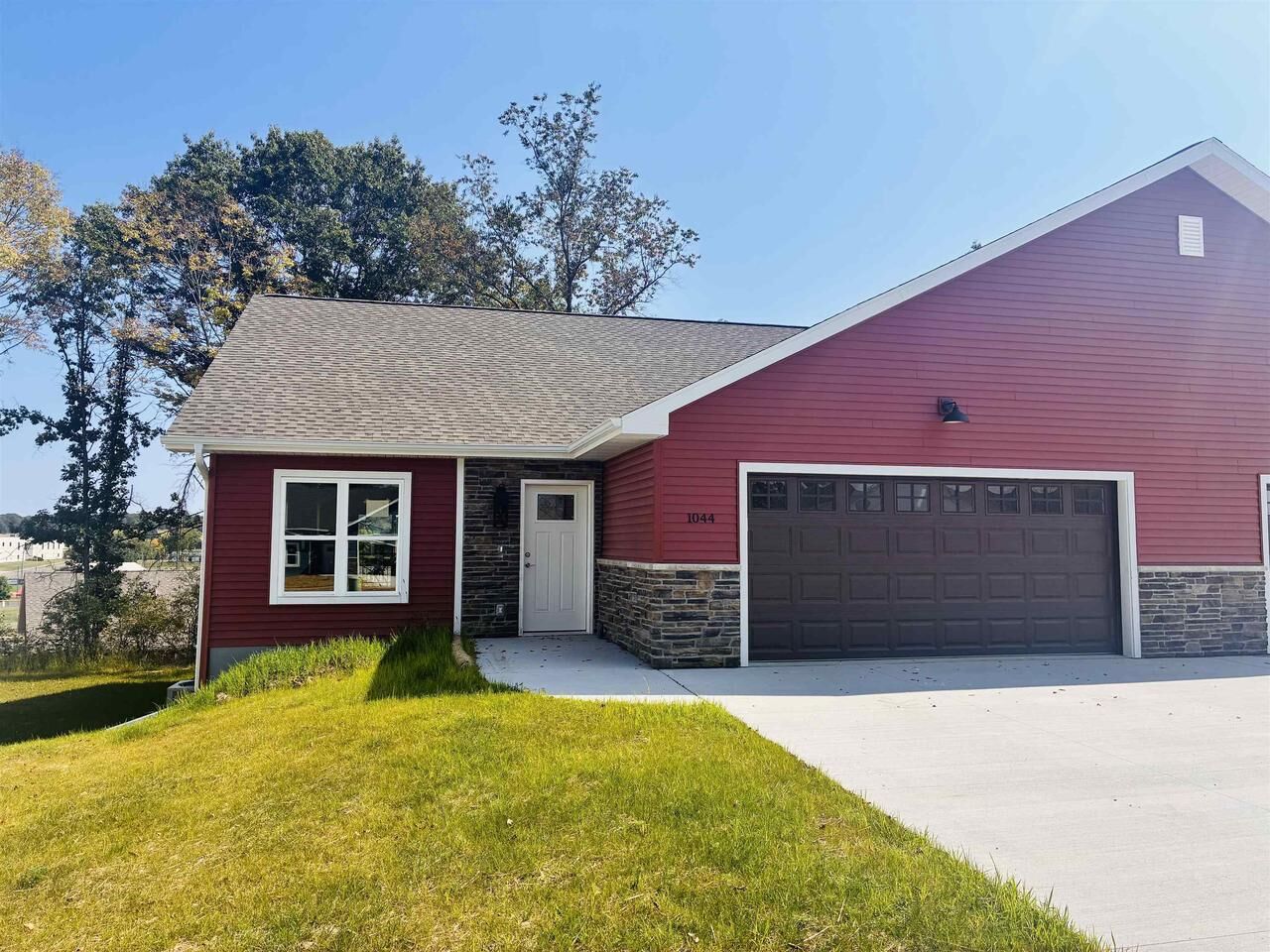 Property Photo:  1044 Armida Court  WI 53959 
