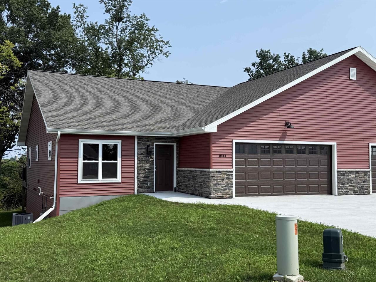 Property Photo: 1044 Armida Court WI 53959