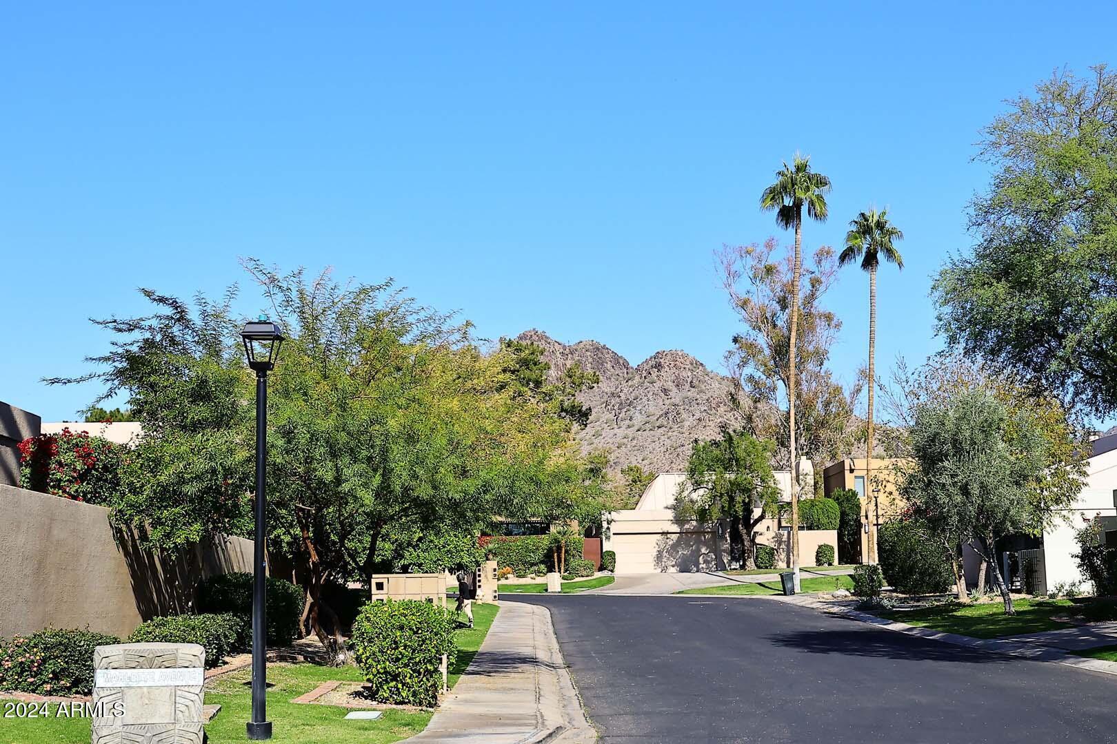 Property Photo: 3055 E Marlette Avenue AZ 85016