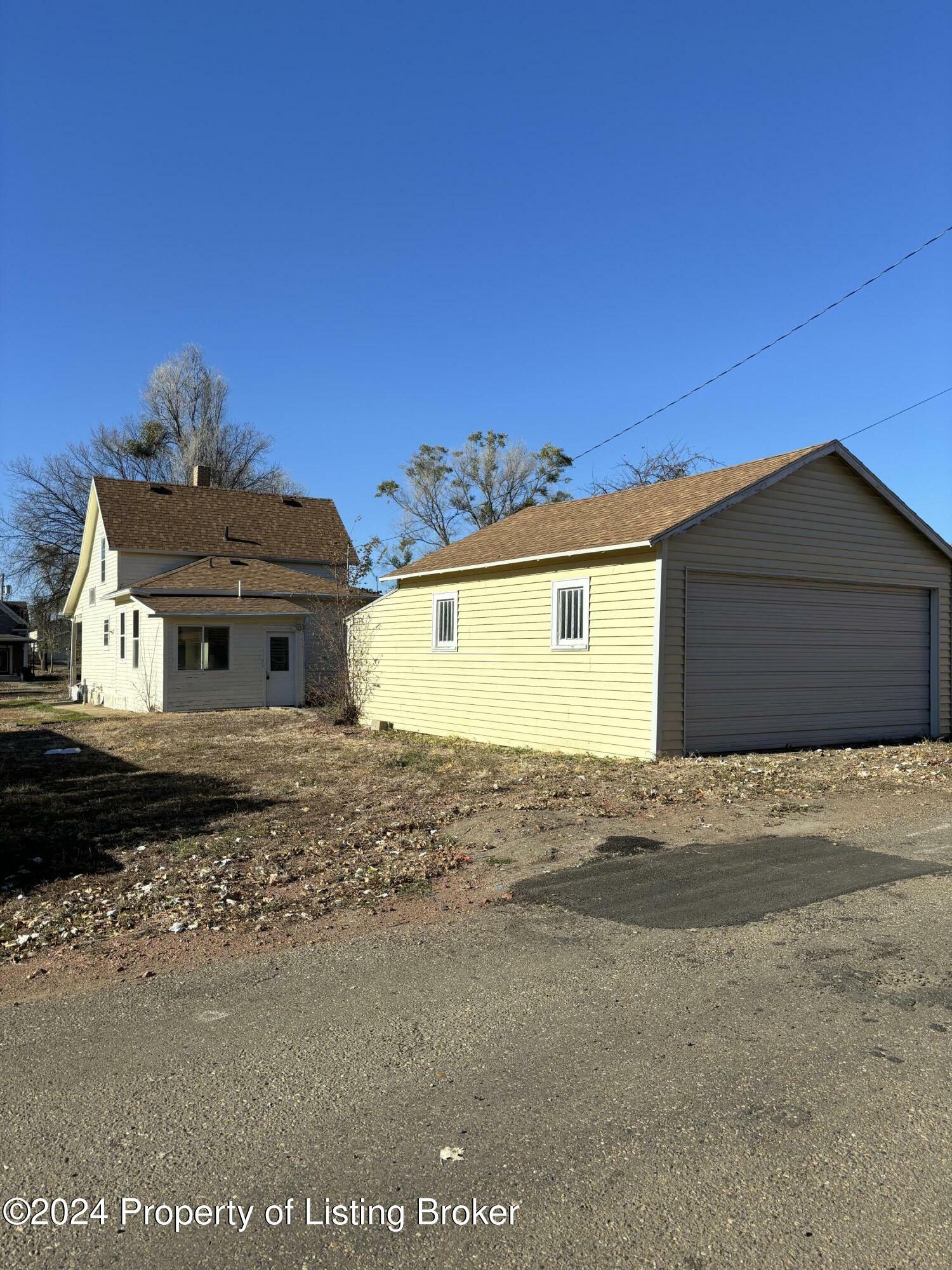 Property Photo:  104 8th Street S  ND 58639 