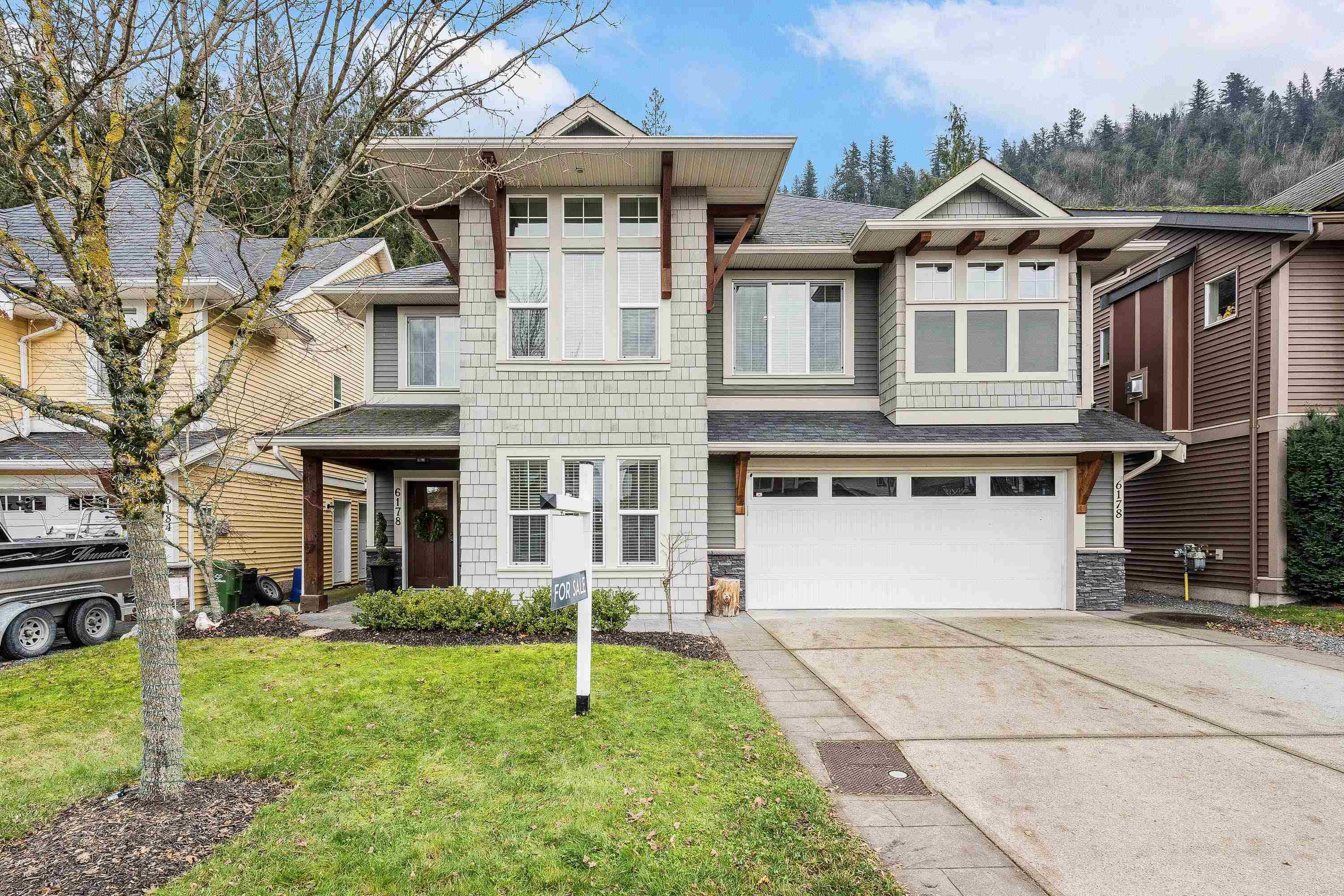 Photo de la propriété:  6178 Rexford Drive  BC V2R 0L3 